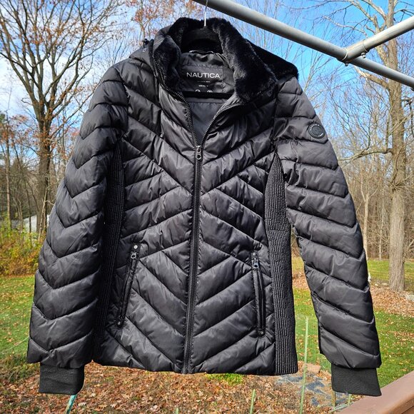 Nautica coat size L flattering with faux fur - Picture 1 of 3